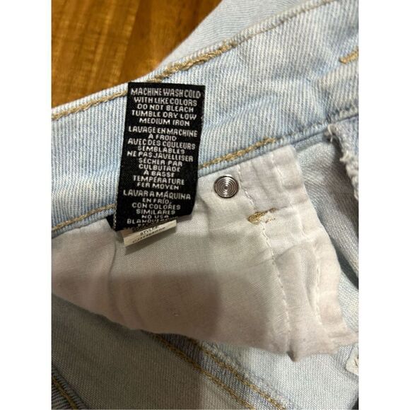 Celebrity Pink The Brat Shorts Blue Jean Cut Off Short Distressed Blue Size 9/29 - Picture 5 of 8